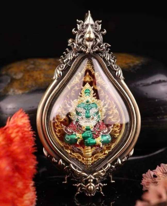 💎 Mini Wesuwan Amulet – “Yak Lek” Premium Bronze with Enamel