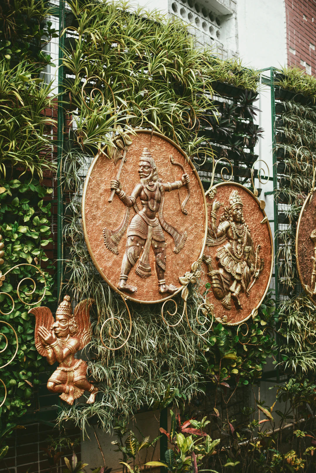 Discovering the Spiritual Link Thai Amulets  Meditation