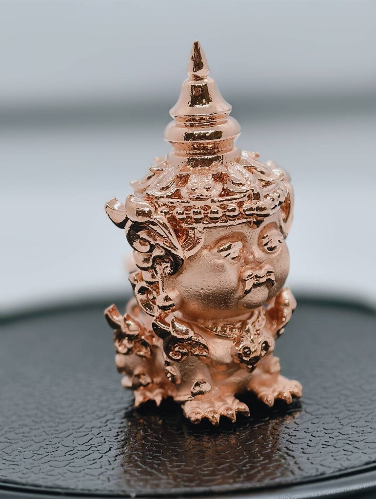 🦁 "Lion-Hearted Guardian" Kuman Thep Narasing: Purisat Noi (Big Print) from Wat Phra That Chom Sak – Eater of Evil & Hunter of Wealth