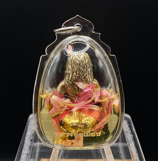 Ancient Wealth Attraction Charm - Maha Saneh Oil Infused Amulet for Prosperity