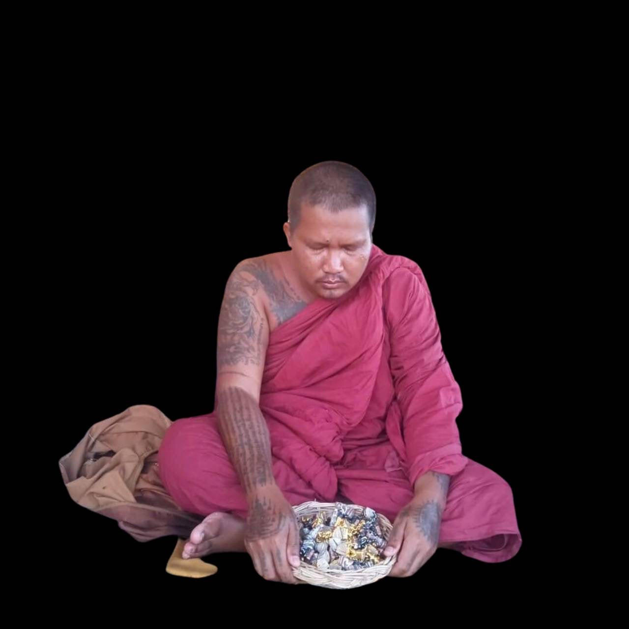 Phaya Ngung Maha Saneh Charm for Attraction, Prosperity & Spiritual Protection