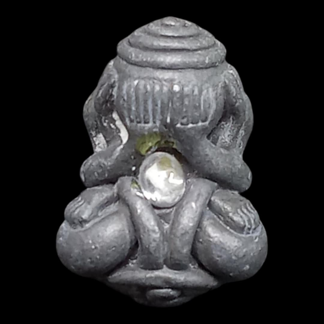 Phra Pitda Gotitud Ruay Ruay (Codit Ud Ruay Ruay) – Supreme Fortune & Spiritual Armor, Lead Sacred Navel Diamond Edition, Blessed by Luang Pu Jue