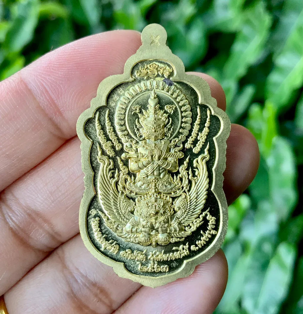 👹 THE LORD OF WEALTH & GUARDIAN OF THE NORTH ✨ The Divine Blessing: Luang Phor Suchat "Thao Wessuwan" (The Lord of Wealth) - The Sacred Protector & Fortune Magnet