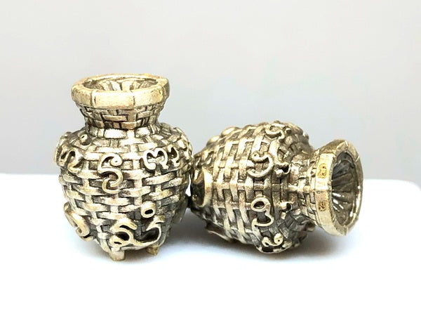 🎯 Takong Dak Sap﻿ by Phra Kruba Kittichai Khemchari, Wat Pang Makong, Chiang Dao, Chiang Mai – Powerful Wealth-Attracting Amulet