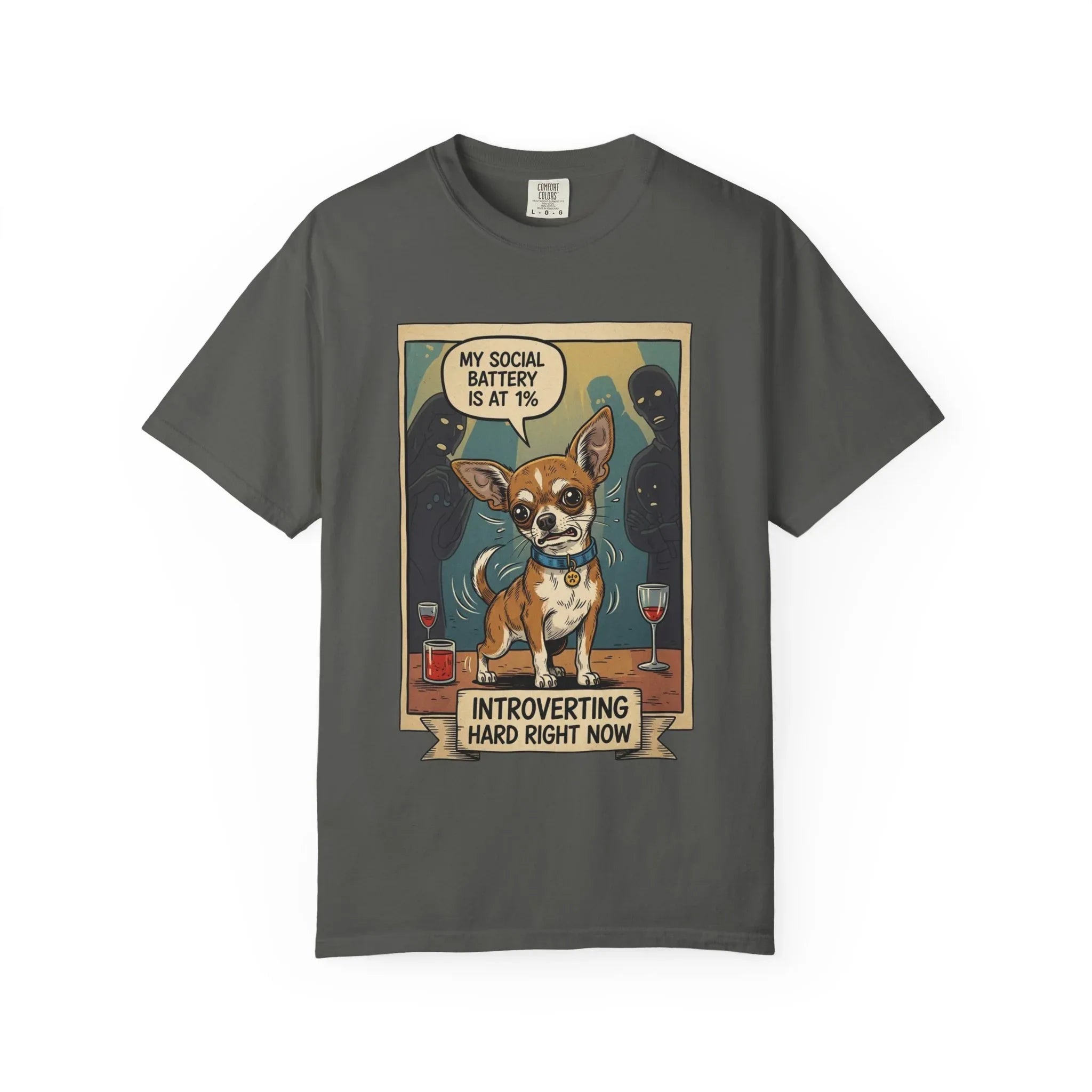 Funny Chihuahua Shirt - "Social Battery 1 Percent" Introvert Tee - Sarcastic Dog Mom Gift - Retro Graphic T-Shirt - Humorous Dog Lover "Introverting Hard" Top Pepper