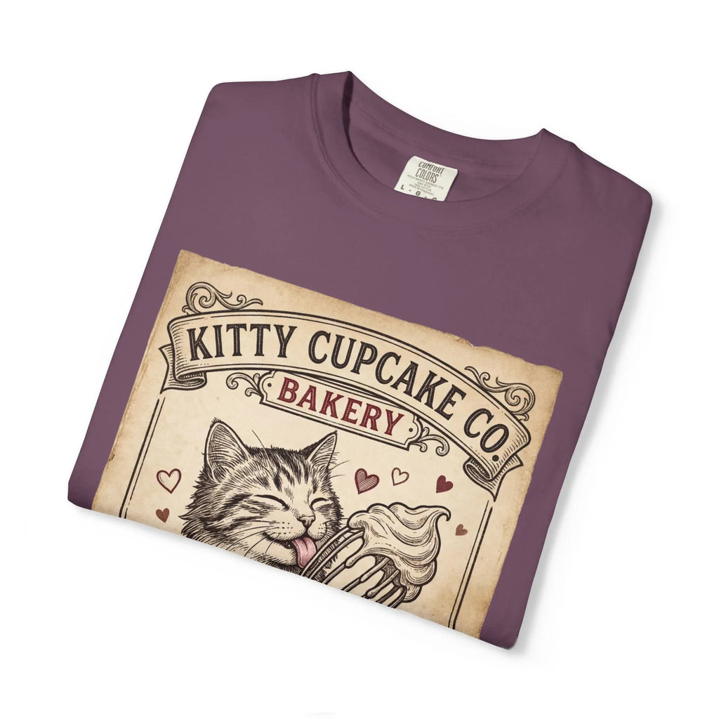 Kitty Cupcake Co T-Shirt | Vintage Cat Bakery Youre the Sprinkle to My Heart Graphic Tee