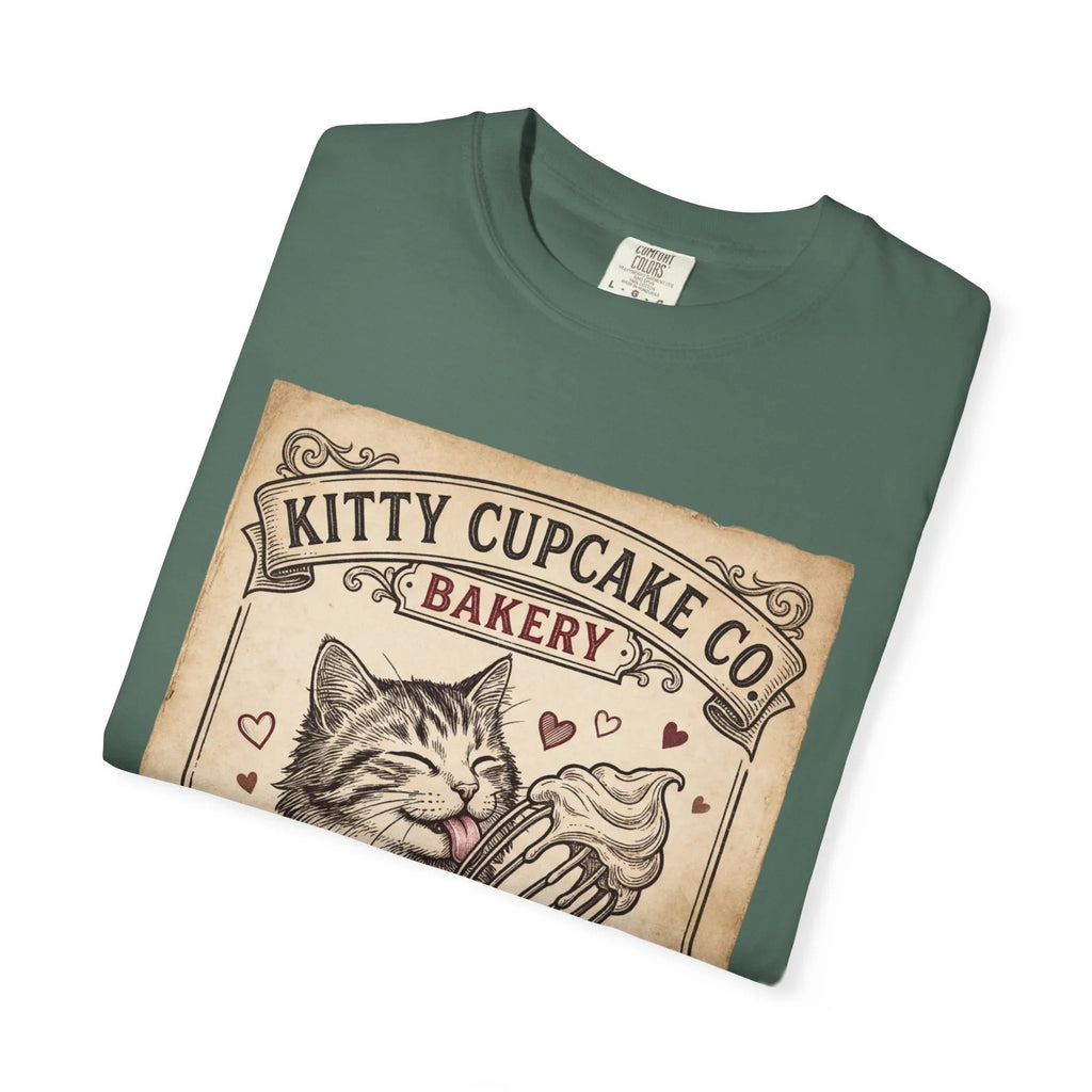 Kitty Cupcake Co T-Shirt | Vintage Cat Bakery Youre the Sprinkle to My Heart Graphic Tee
