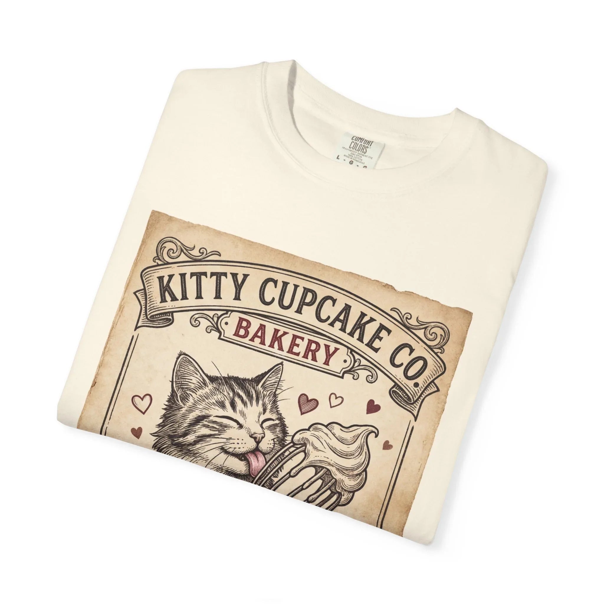 Kitty Cupcake Co T-Shirt | Vintage Cat Bakery Youre the Sprinkle to My Heart Graphic Tee