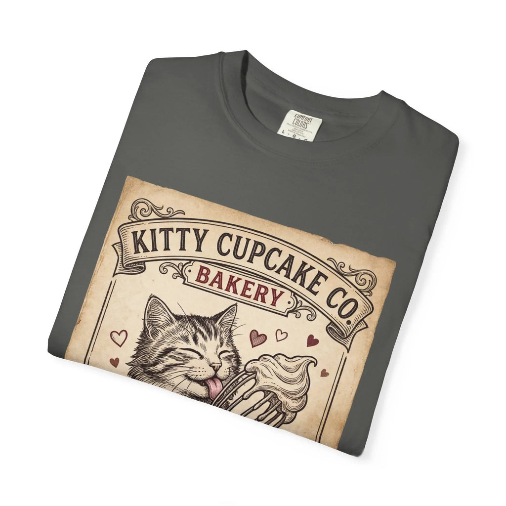 Kitty Cupcake Co T-Shirt | Vintage Cat Bakery Youre the Sprinkle to My Heart Graphic Tee
