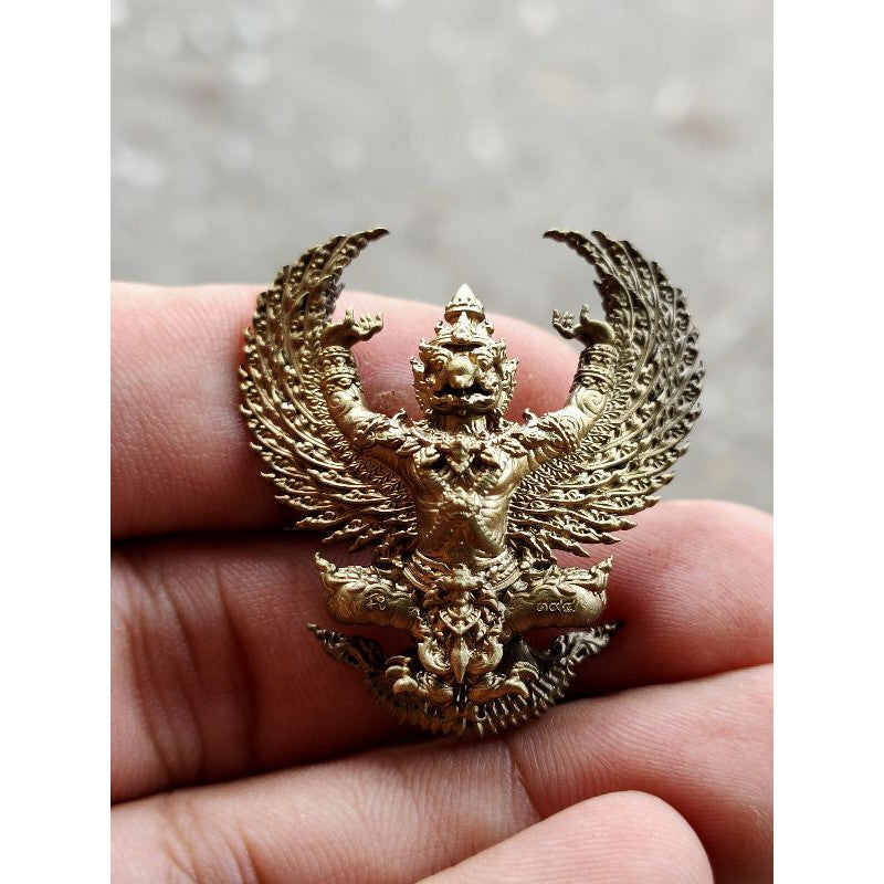 🦅Phaya Krut Thosayan Maharat Amulet – Luang Pu Udomsap Sri Saket Supreme Garuda King for Power, Protection & Prosperity Old fuse