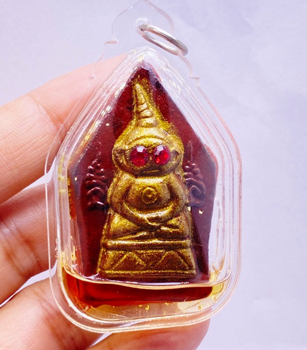❤️ Phaya Ngang Ta Daeng "Salan Niang La-or" (Red-Eyed King): Encased in Passion Oil – Luang Phor Mian – Authentic Khmer Love & Wealth Amulet