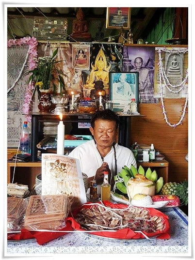 ✨🔮💖 Authentic Thai Amulet Sovereign Radiance Vector - Same-Gender Affinity Grid Textile Matrix, Pho Yua Mueang Intimate Magnetism Node