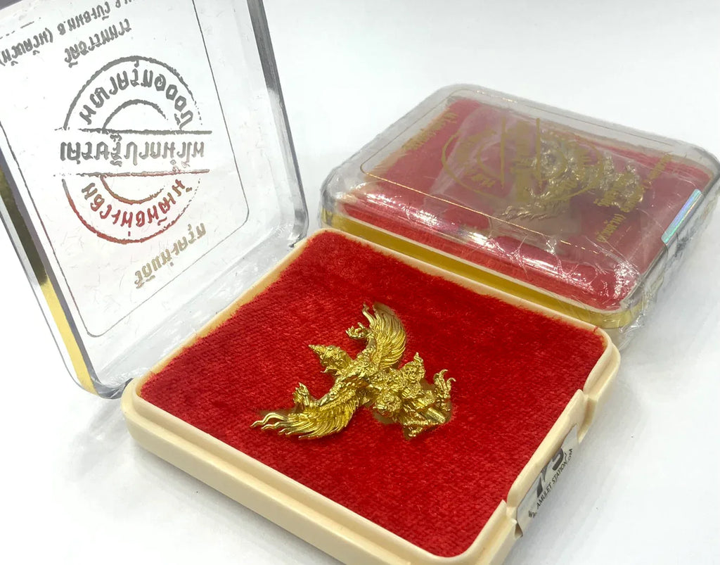 🦅 Phaya Garuda "100 Years Millionaire" Amulet: Small Mold (2.5cm) – Luang Phor Phat (Wat Huay Duan) – Double Consecrated for Wealth & Power