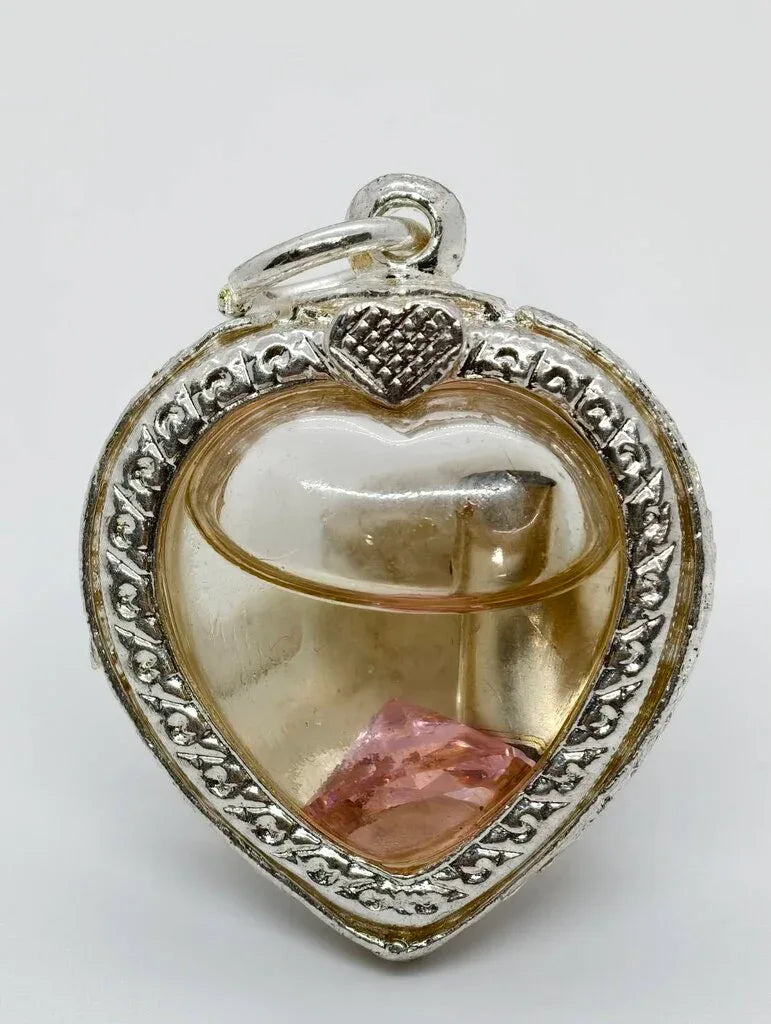 ❤️ Seductive Heart of Charm Amulet (Metta Barami) by Ajarn Prakong – Attract Love, Desire & Social Magnetism