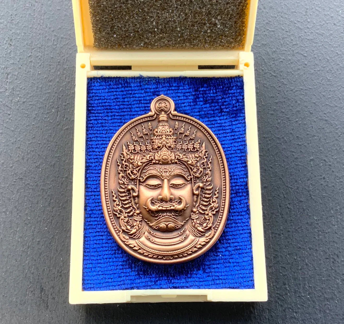 💰 Thao Wessuwan "Thep Setthi" (Deva Millionaire) Coin: "Na Thewada" Edition by LP Suchart (Wat Sila Dok Mai) – Wealth & Divine Protection