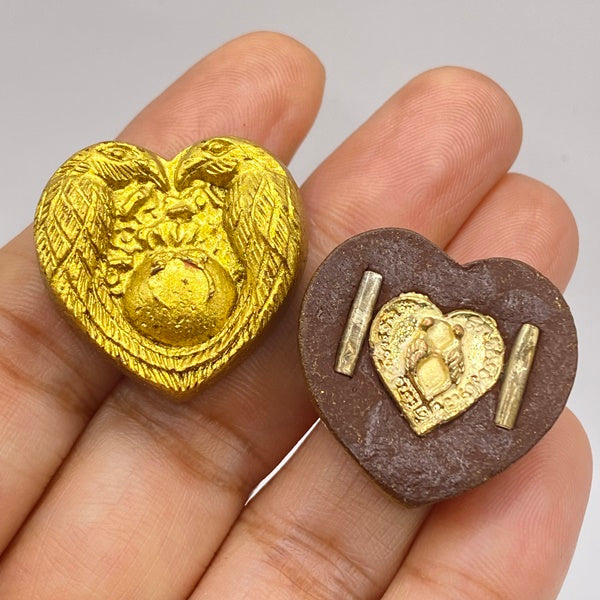 🐦 Sarika Lin Thong "Um Sap" (Golden Tongue Bird of Wealth): Wealth Holding Edition – Luang Pu Kampeng – Powerful Charm & Negotiation Amulet with Lucky Herbs Default Title