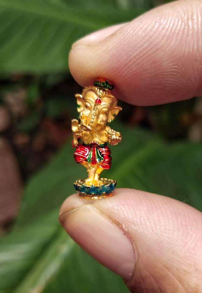 Dancing Ganesha – Natyam Ganesh Amulet | Phra Ajarn Amnaj Mahaviro | 2020 (B.E. 2563)&nbsp;舞神象神 | 阿赞阿玛杰 · 大威罗高僧加持 | 佛历2563年珍藏版 - Thai Blessing Co
