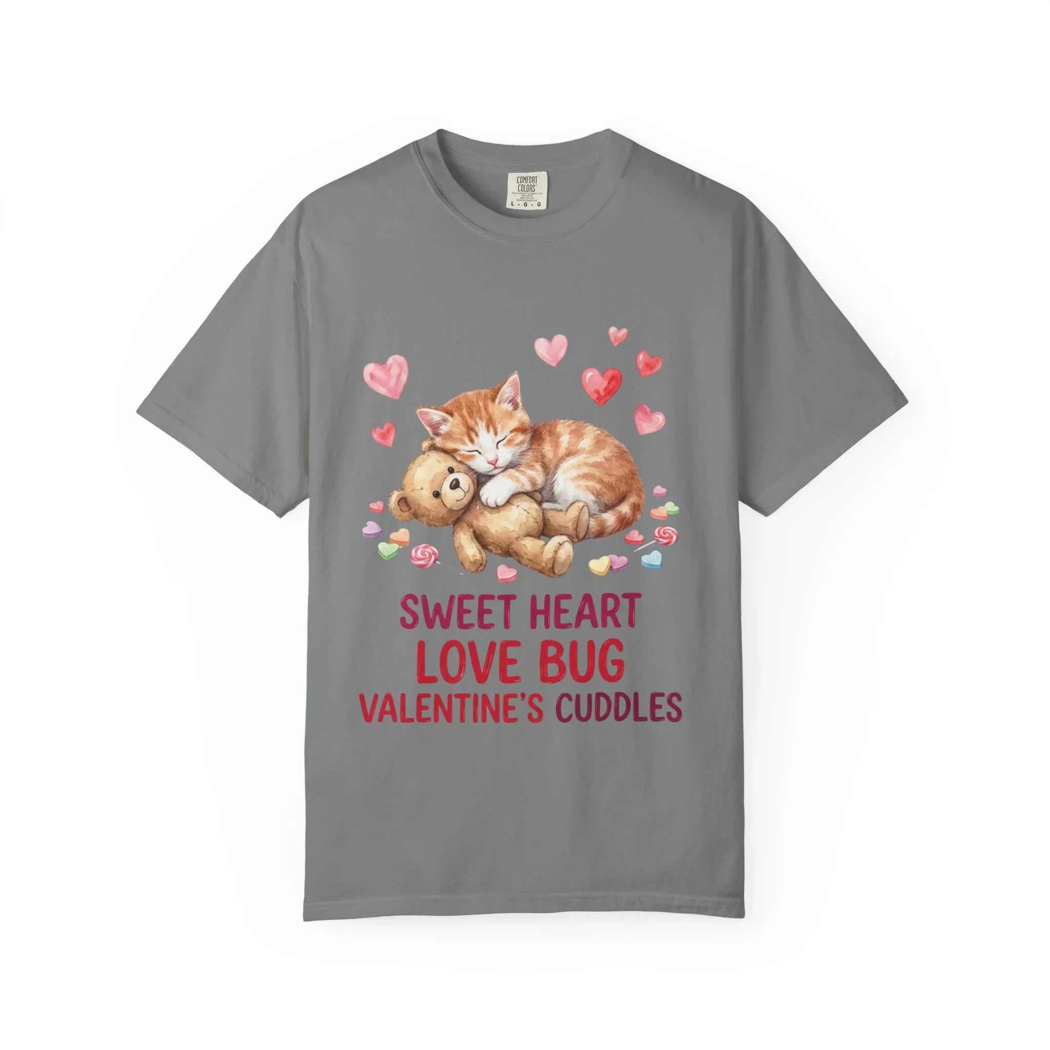 Sleeping Kitten with Teddy Bear Valentine T-Shirt | Sweetheart Love Bug Cuddles | Cozy Vintage Aesthetic | Cute Romantic Gift Grey