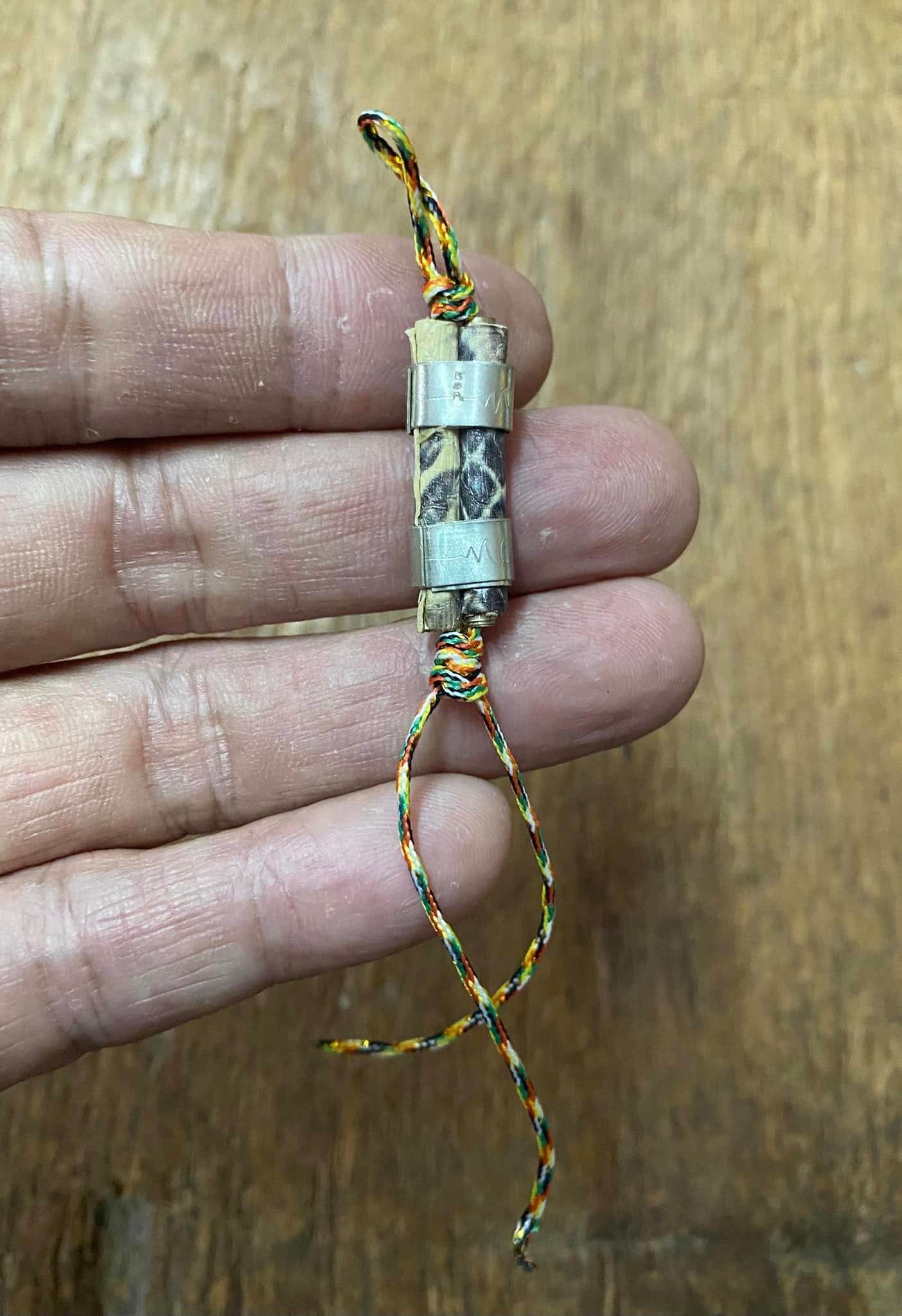 Takrud Faed Yod Choo by Kruba Kamfan – Twin-Charm Amulet for Attraction, Popularity &amp; Prosperity | Chiang Mai Sacred Talisman - Thai Blessing Co