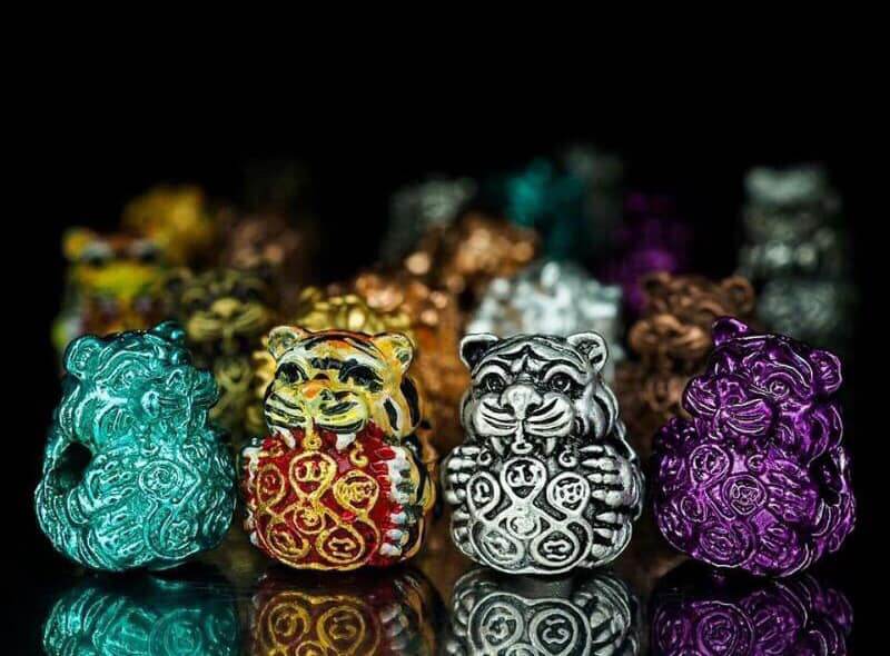 Sleeping Tiger Amulet – Seue Noi Gin Wealth &amp; Attraction Talisman | Consecrated by Kruba Tao, Wat Ban Lao, Chiang Mai 睡虎符 – 招财与吸引护身符 | 由清迈班捞寺克鲁巴陶大师加持 - Thai Blessing Co