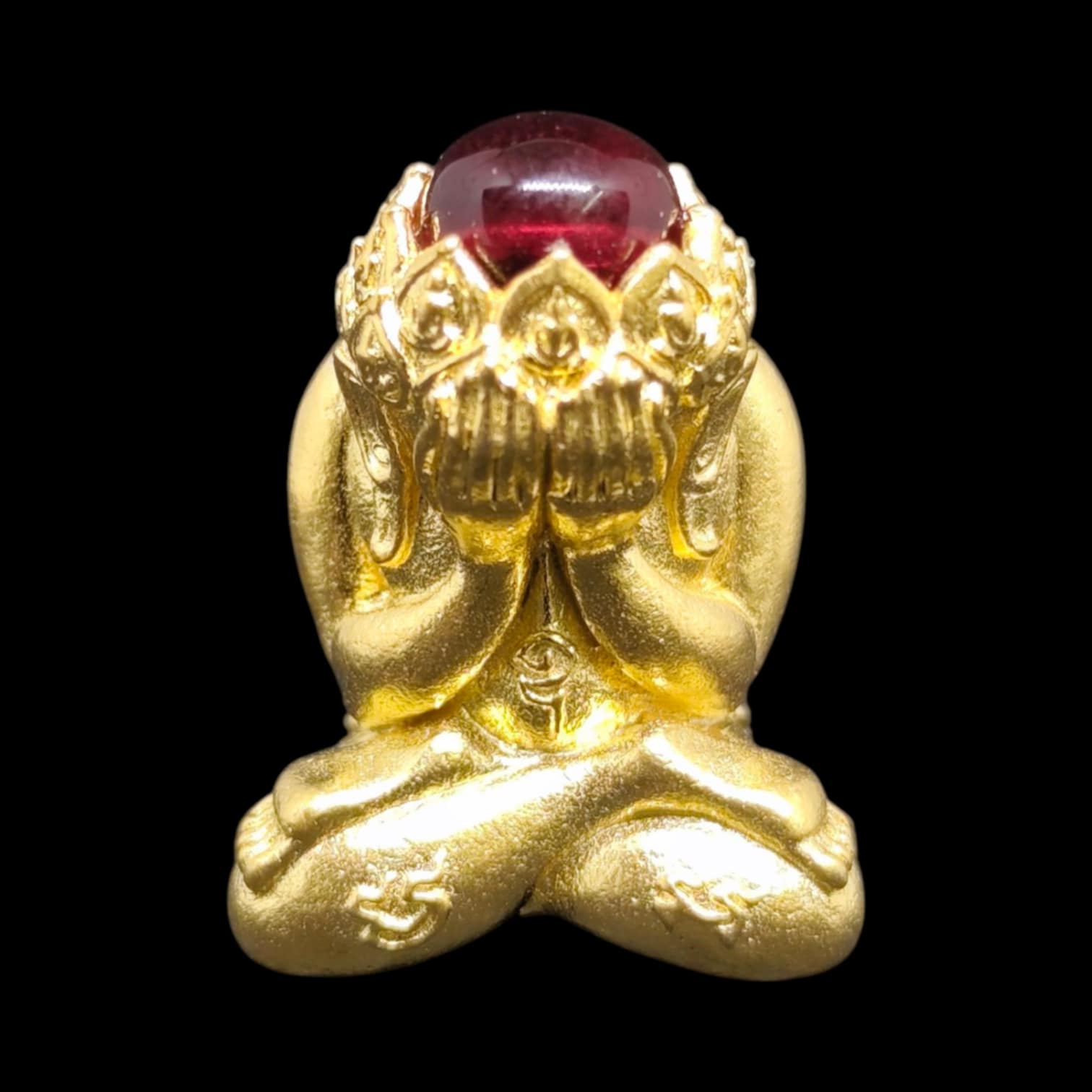 Phra Pidta Manee Montra Amulet – Supreme Buddhist Fortune & Protection, Sattapraithong Alloy, Ruby Crown, Blessed by Luang Pu Boonma, Wat Khao Kaew Thong