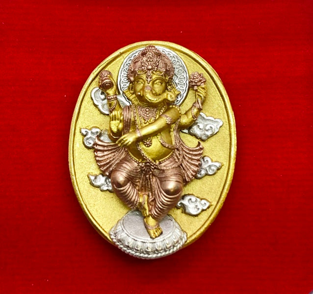 🪙 “Dancing Ganesha Nataraja Medal” – 2.5 x 3 cm Metta, Creativity & Success Amulet, “Meta Mahamongkol” Edition, Wat Phikun Thong (B.E. 2565) 3k Satin Gold Buddha