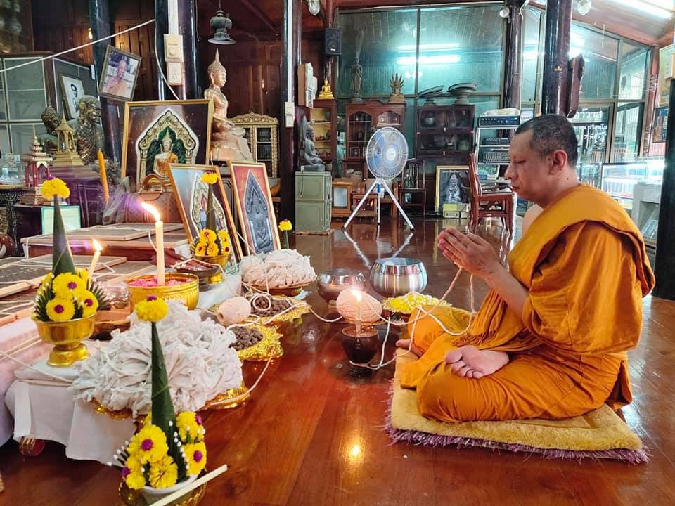 🌟 Powerful Luak Om Powder Phrai Kumarn Gor D Gan – Blessed by Luang Pu Saen, Wat Ban Nong Jik | Mixed With Luang Pho Sakorn’s Sacred Phrai Kumarn Powder