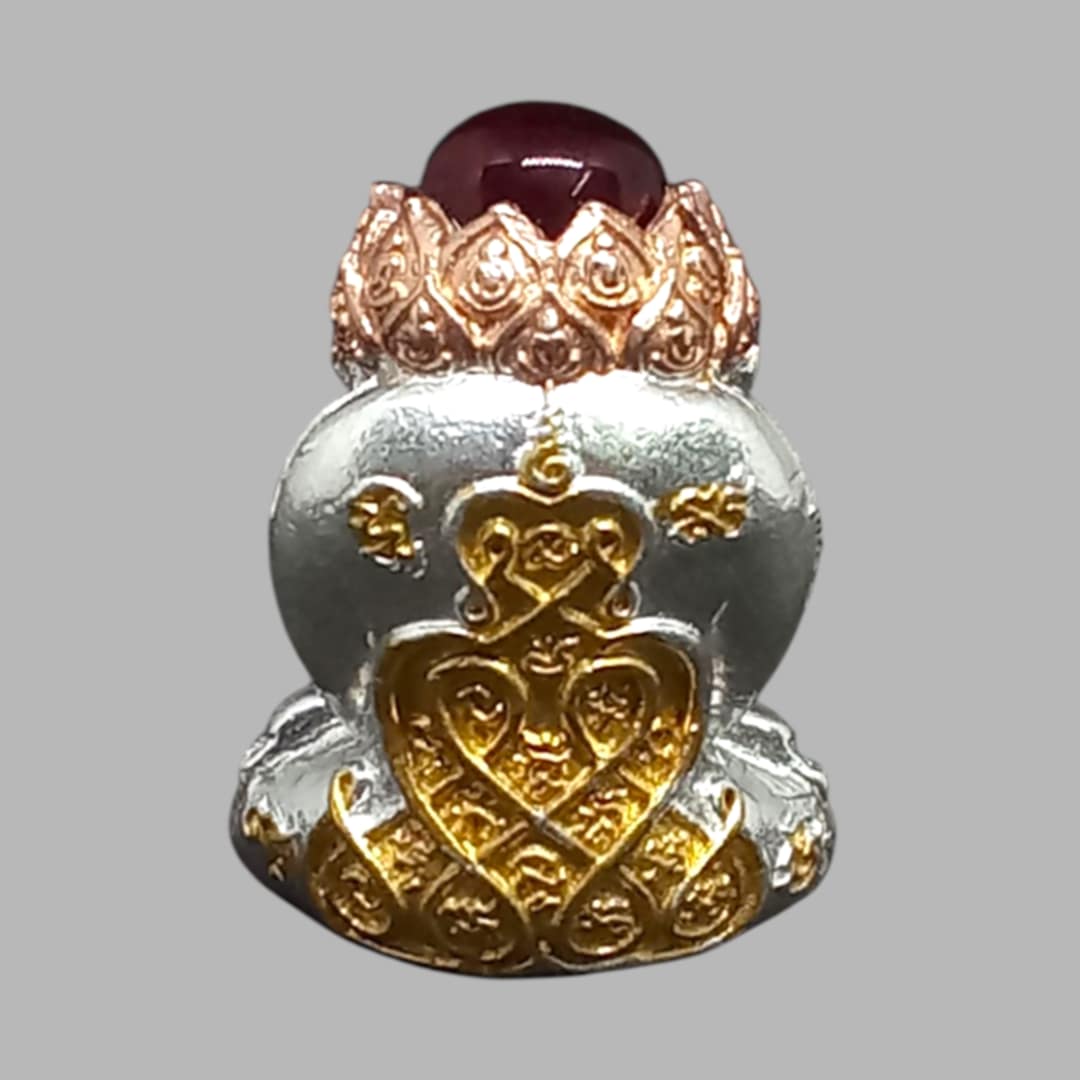Supreme Spiritual Power and Fortune with the Phra Pidta Manee Mantra﻿ – Three Kings Alloy Amulet with Ruby Core, Certified