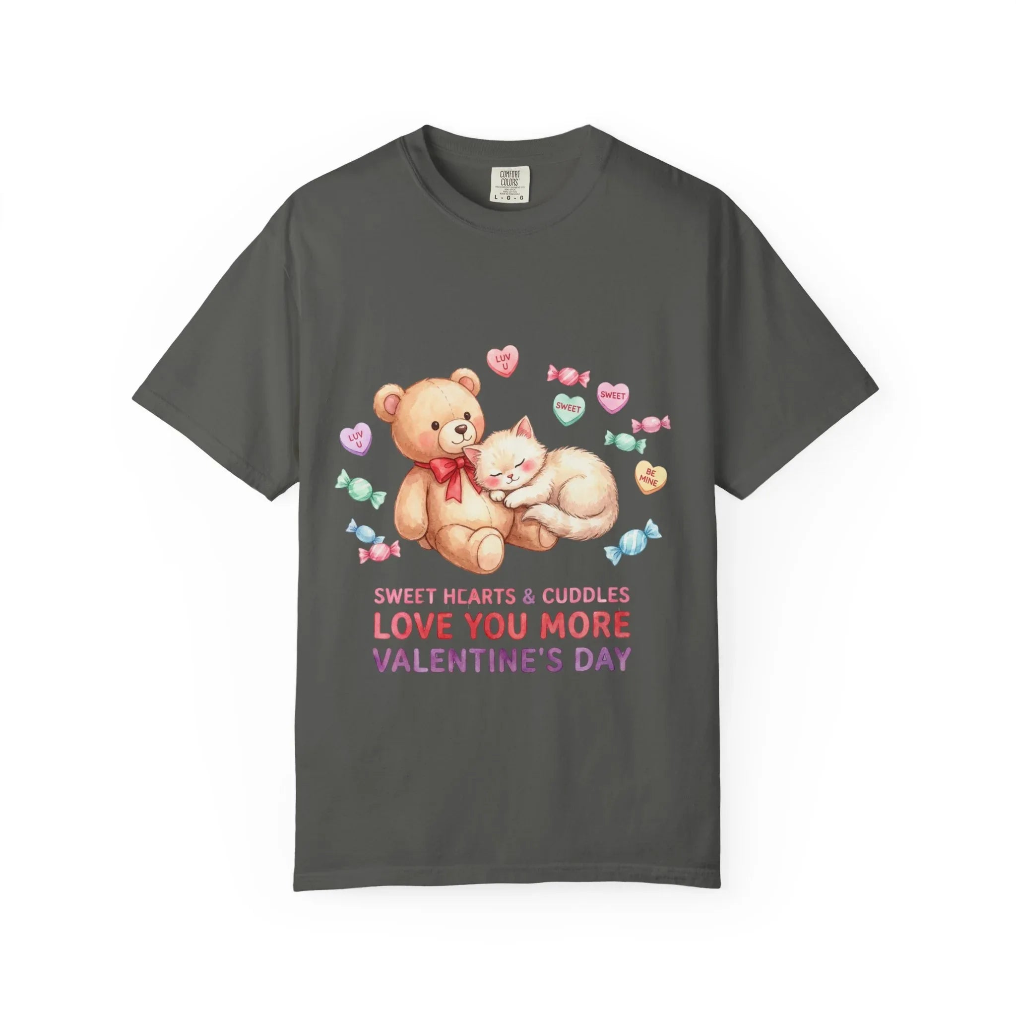 Cute Bear and Kitten Valentine T-shirt | Vintage Soft Love Tee | Couple Gift | Aesthetic Comfort Shirt | Retro Candy Heart Design Pepper