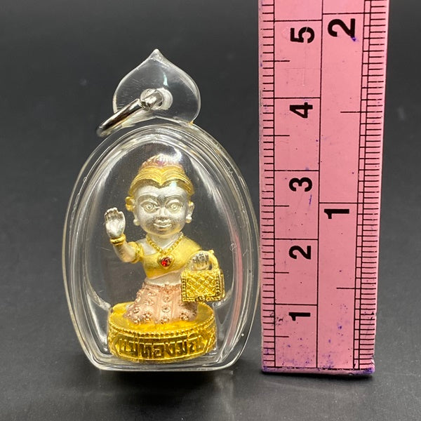 Maha Thongmanee Wealth Charm to Enhance Divine Fortune and Prosperity Blessed by Kruba Tao