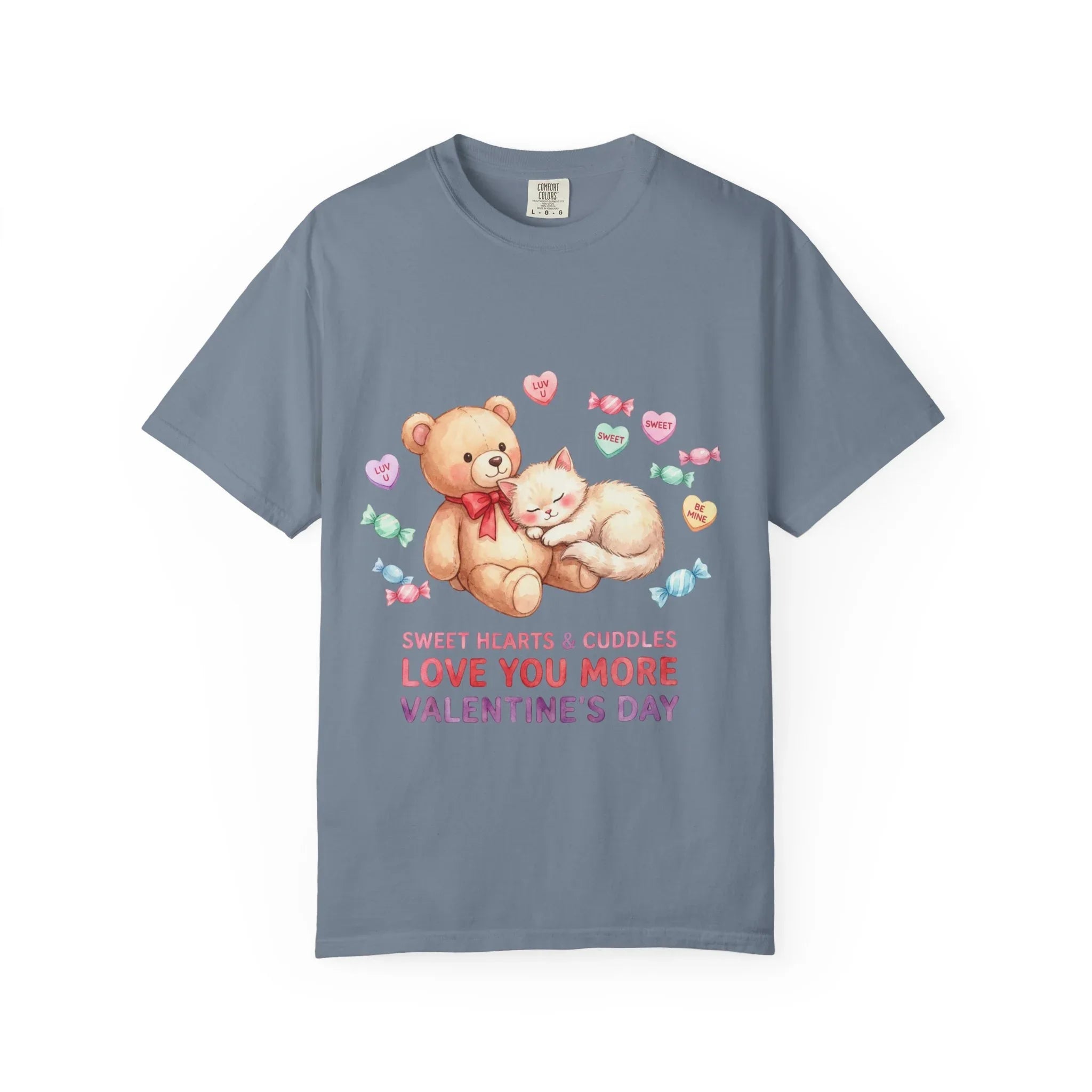 Cute Bear and Kitten Valentine T-shirt | Vintage Soft Love Tee | Couple Gift | Aesthetic Comfort Shirt | Retro Candy Heart Design Blue Jean