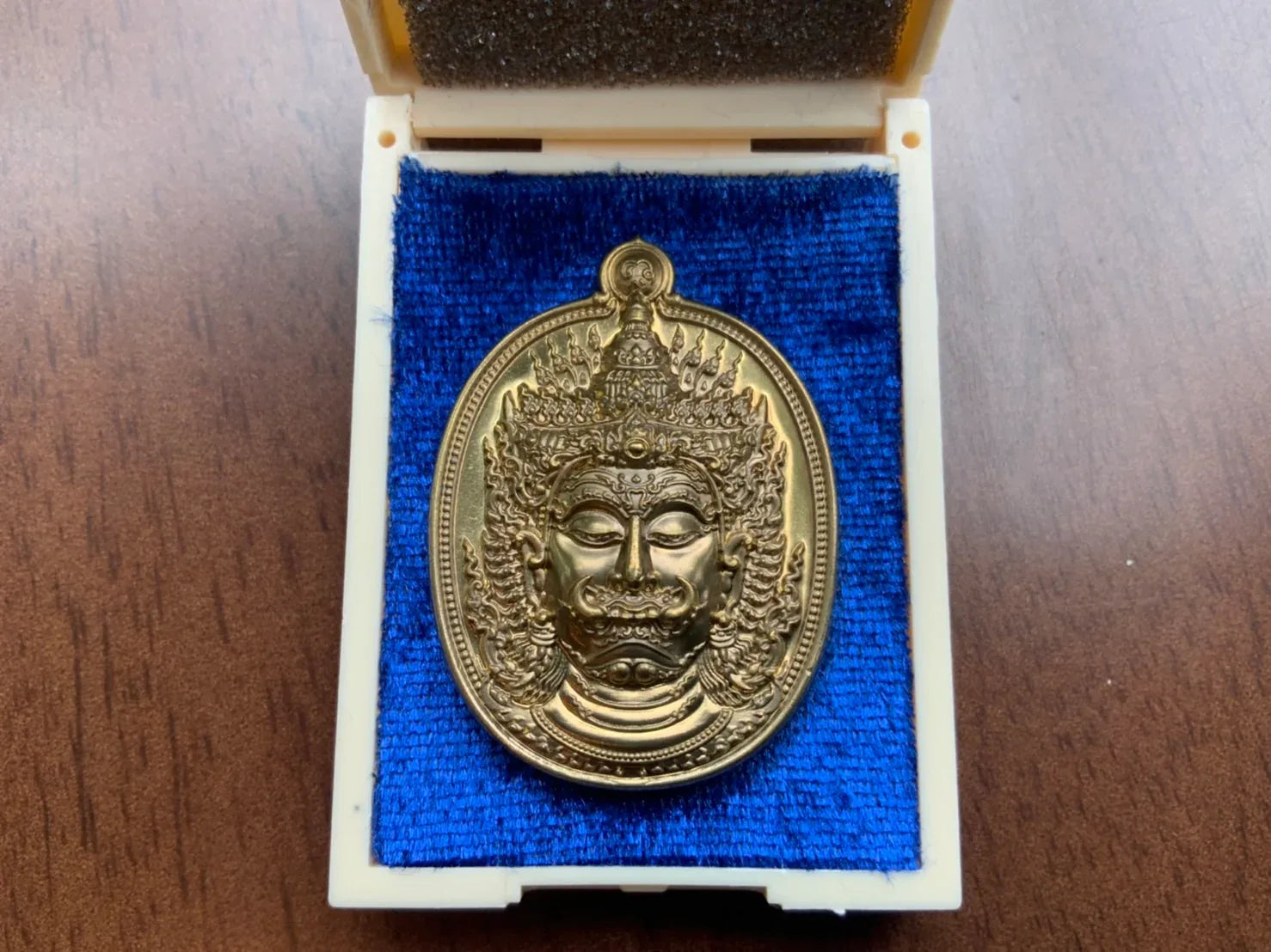 💰 Thao Wessuwan "Thep Setthi" (Deva Millionaire) Coin: "Na Thewada" Edition by LP Suchart (Wat Sila Dok Mai) – Wealth & Divine Protection