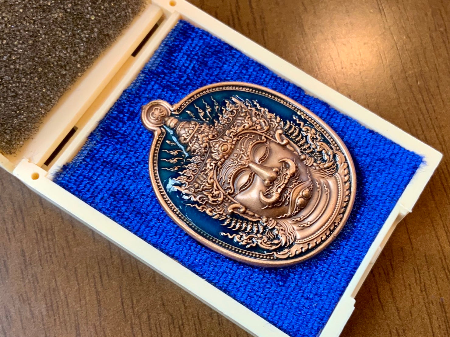 💰 Thao Wessuwan "Thep Setthi" (Deva Millionaire) Coin: "Na Thewada" Edition by LP Suchart (Wat Sila Dok Mai) – Wealth & Divine Protection