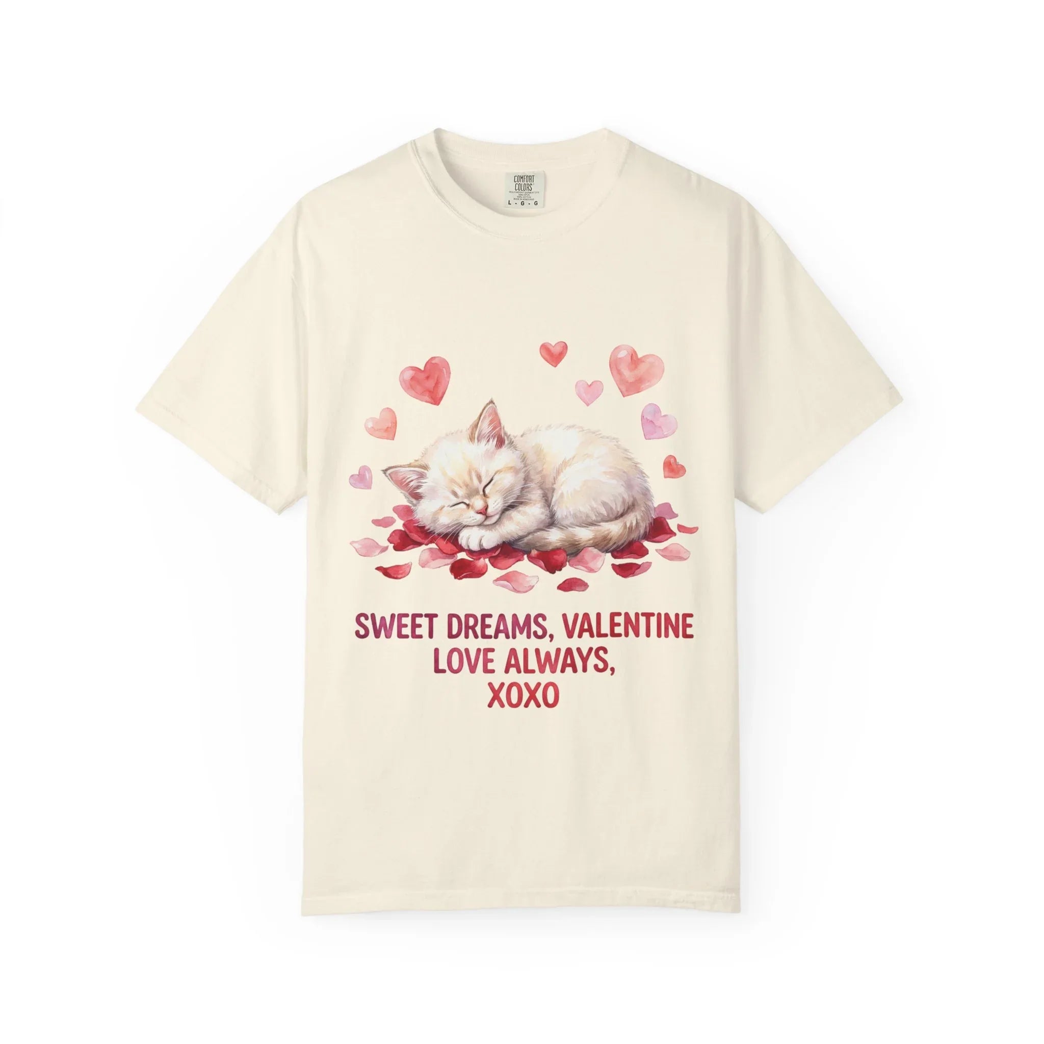 Sweet Dreams Valentine Kitten T Shirt Cute Sleeping Cat Hearts Watercolor Cozy Aesthetic Gift for Cat Lovers Soft VintageCotton Romantic Tee Ivory