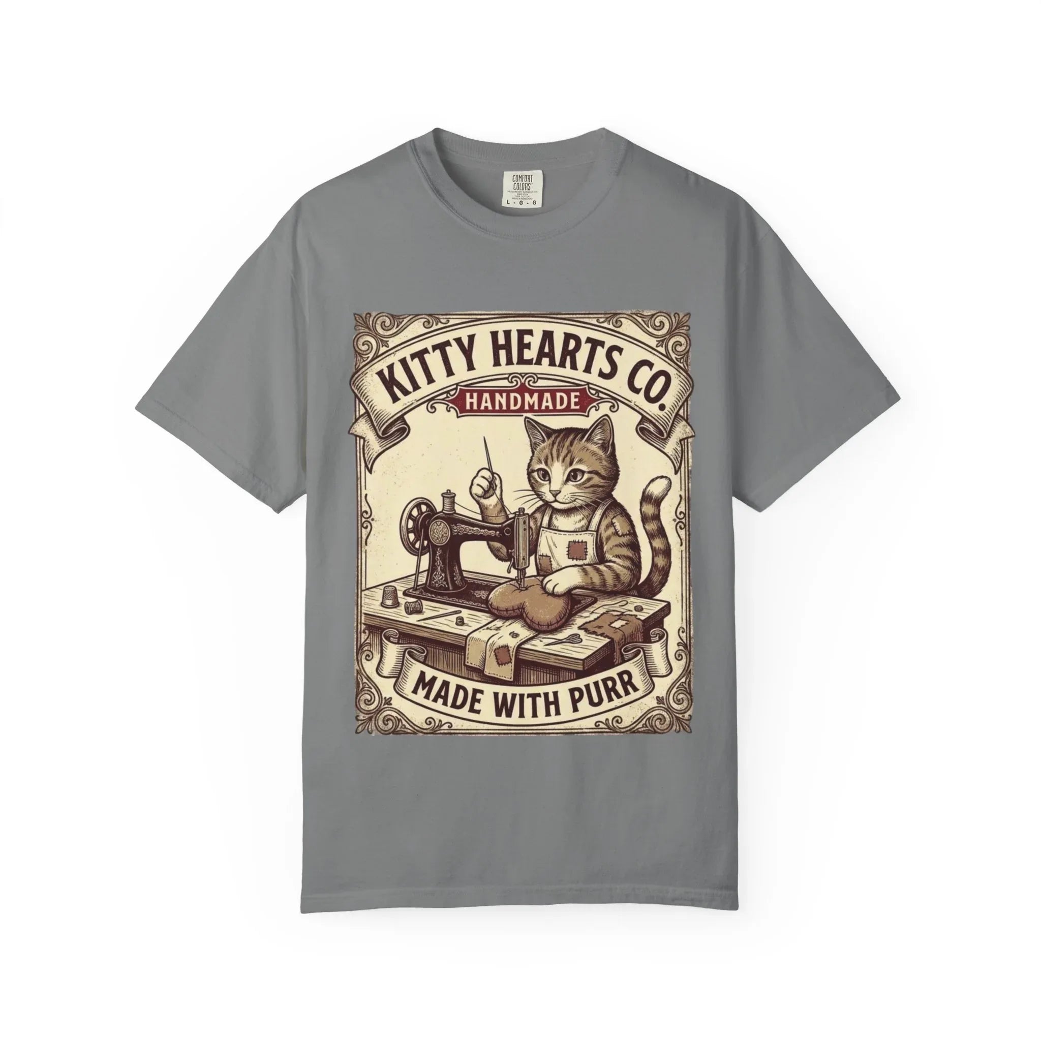 Kitty Hearts Co T-Shirt | Vintage Sewing Cat Made With Purr Graphic Tee | Retro Craft Lover Gift Grey