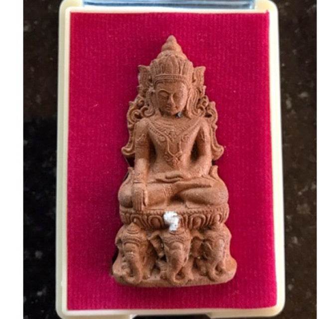 Supreme Maha Chakrapat Amulet with Powerful Pakam Chang Cord – Elevate Life, Overcome Obstacles, and Prosper Beyond Limits - Thai Blessing Co