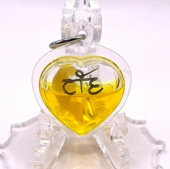 💖 Attract Love & Fortune – Sarika Bird Feeding Charm Takrud by Kruba Baeng for Metta and Success 💖✨