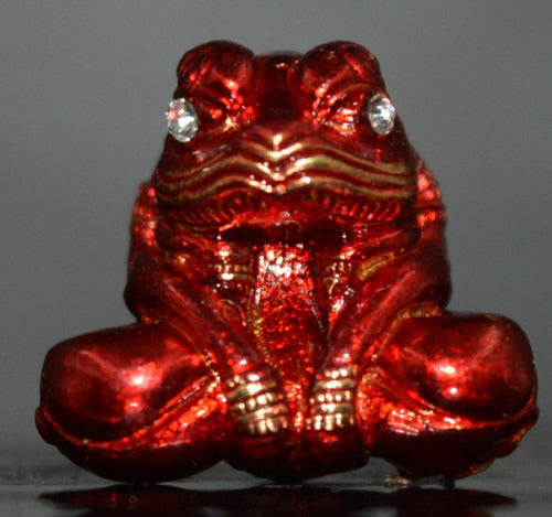 🐸Authentic Thai Amulet 2019: Sovereign "Kop Kin Duean" Moon-Devouring Toad by Khru Ba Chai Ya Patthaphi – Premium Red Enamel & Samrit Edition for Infinite Wealth, Business Luck, and Windfall Fortune Talisman