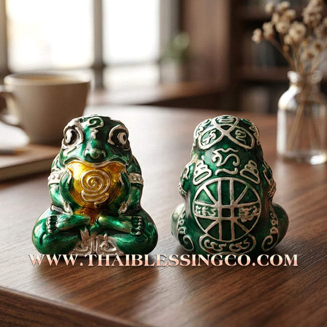 🐸 Authentic Thai Amulet 2019: Sovereign "Kop Kin Duean" (Immortal Millionaire Edition) Moon-Devouring Toad by Wat Ban Luang – Premium Enamel & Samrit Edition for Rapid Wealth, Windfall Fortune, and Debt Clearance Talisman