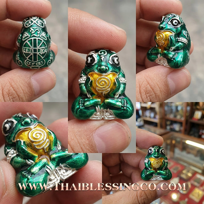 🐸 Authentic Thai Amulet 2019: Sovereign "Kop Kin Duean" (Immortal Millionaire Edition) Moon-Devouring Toad by Wat Ban Luang – Premium Enamel & Samrit Edition for Rapid Wealth, Windfall Fortune, and Debt Clearance Talisman