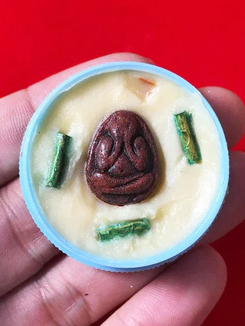 ✨ Empower Your Fate with Lunar Grace – Chandraphen Wax Blessed by Luang Pu Singh, Enhancing Charm and Destiny
