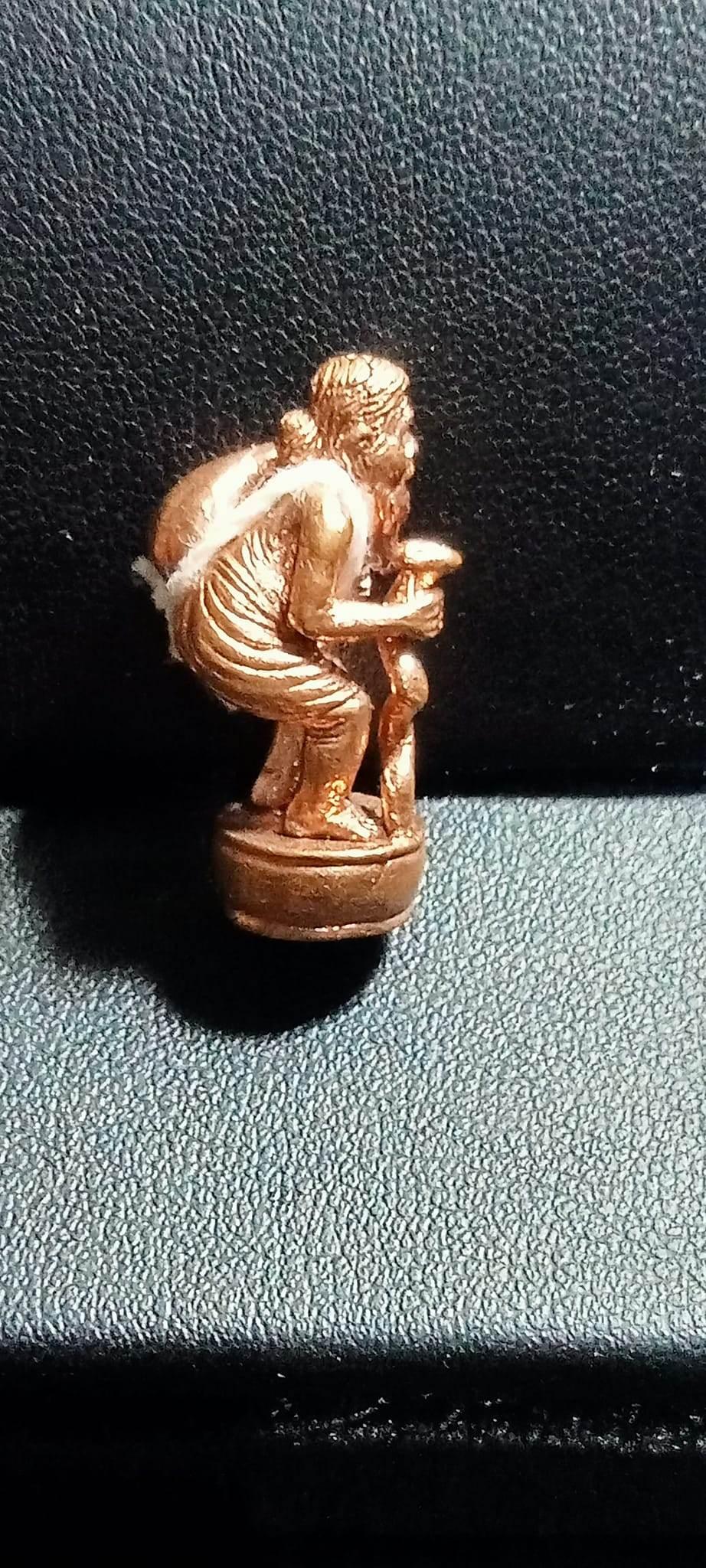 Chuchok Yoke Hua Jai Amulet for Captivating Fortune and Unstoppable Wealth