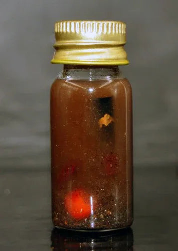 ✨ Divine Charm Oil for Destiny Opening – Luang Pu Muni Phon Dam 2025 Edition