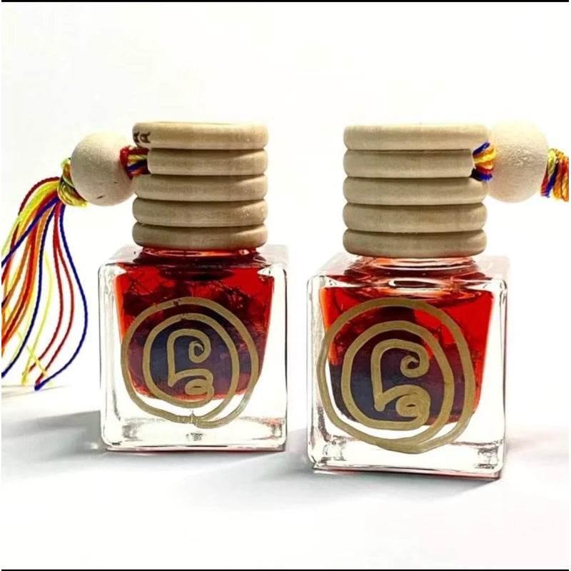 Enchanting Burmese Charm Oil for Love & Popularity by Kruba Kamfan - Nang Yao Seductive Oil (2022)