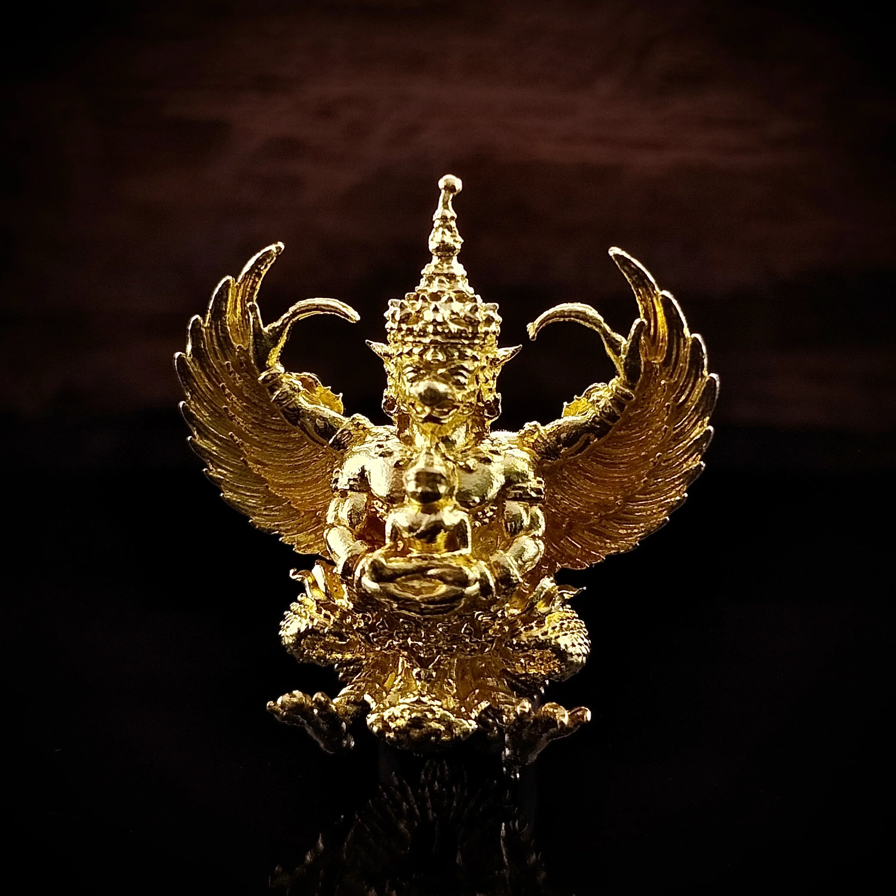 🪙 “Flowing‑Wealth Garuda Tycoon Crest – Large Prosperity & Protection Guardian from Wat Phra Mahathat, Ban Chiang Golden Alloy”