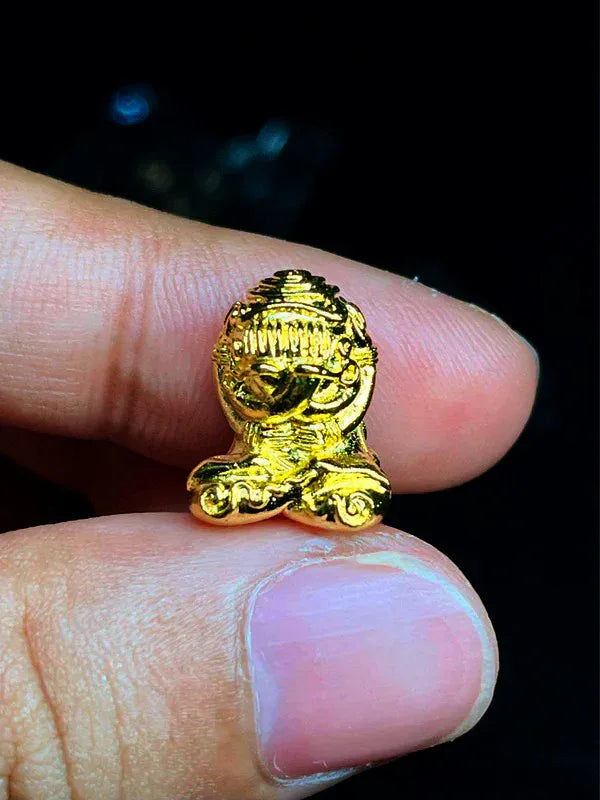🪙 “Fortune‑Treasure Phra Pidta – Wealth, Luck & Protection Buddha Amulet by Luang Pho Sanan, Wat Klang Ratchakru (Ang Thong, Thailand)”