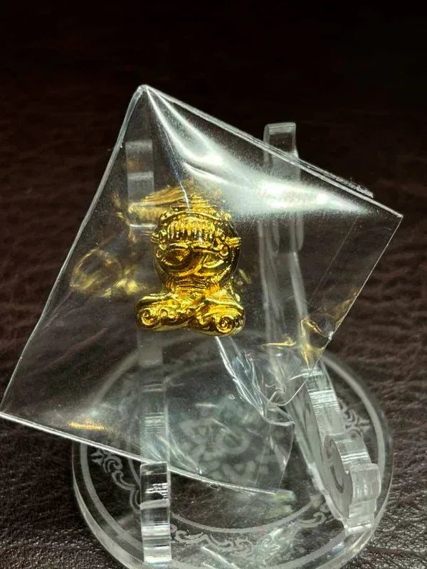 🪙 “Fortune‑Treasure Phra Pidta – Wealth, Luck & Protection Buddha Amulet by Luang Pho Sanan, Wat Klang Ratchakru (Ang Thong, Thailand)”