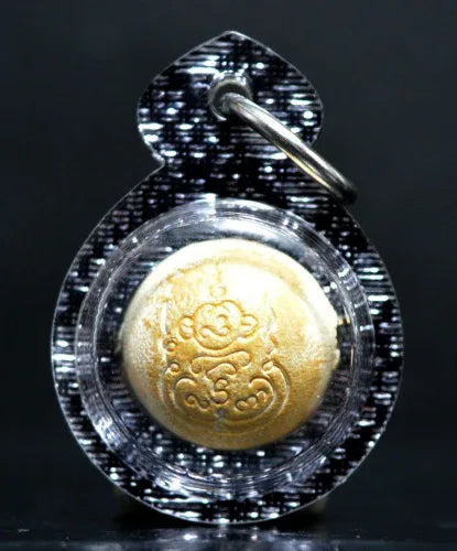 ✨ Radiate Charm & Command Respect – Golden Face Charm Orb by Luang Pho Wan for Love, Persuasion & Prosperity