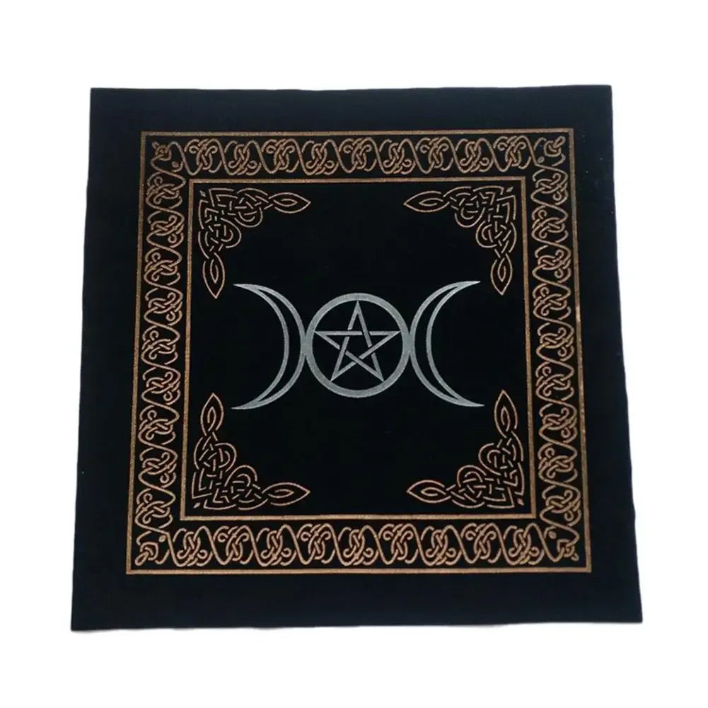 🃏Triple Moon Pentacle Altar Cloth – 0.5×0.5m Velvet Tarot Tablecloth for Divination, Astrology & Board Game Card Spreads A
