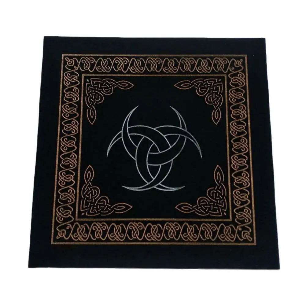 🃏Triple Moon Pentacle Altar Cloth – 0.5×0.5m Velvet Tarot Tablecloth for Divination, Astrology & Board Game Card Spreads C